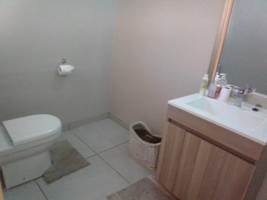 3 Bedroom Property for Sale in Selcourt Gauteng