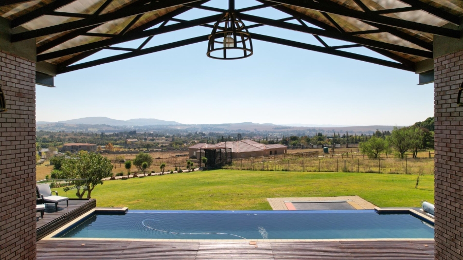 8 Bedroom Property for Sale in Blue Saddle Ranches Gauteng