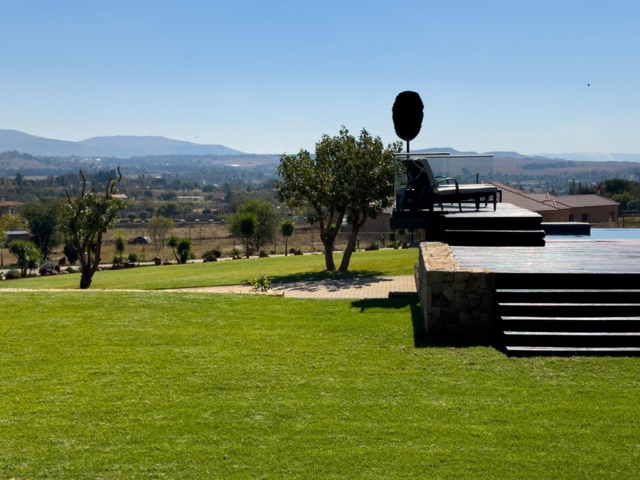 8 Bedroom Property for Sale in Blue Saddle Ranches Gauteng