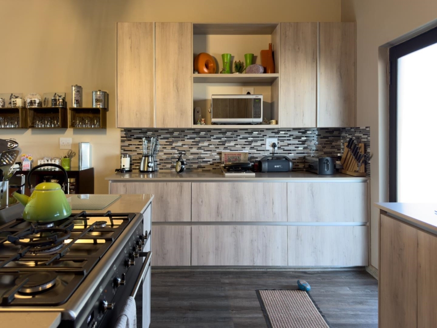 8 Bedroom Property for Sale in Blue Saddle Ranches Gauteng