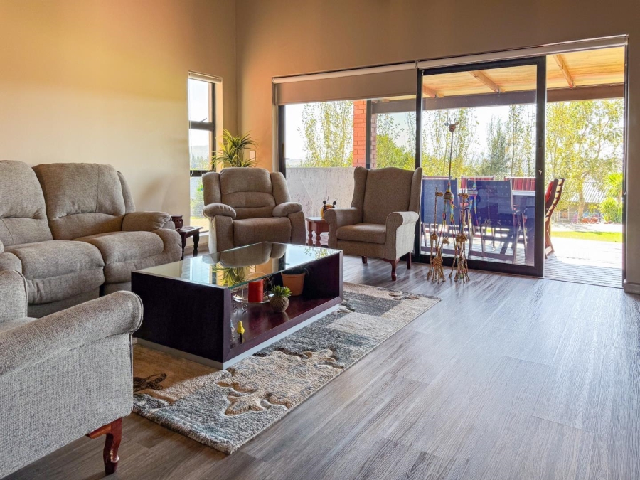 8 Bedroom Property for Sale in Blue Saddle Ranches Gauteng