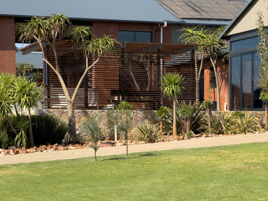 8 Bedroom Property for Sale in Blue Saddle Ranches Gauteng