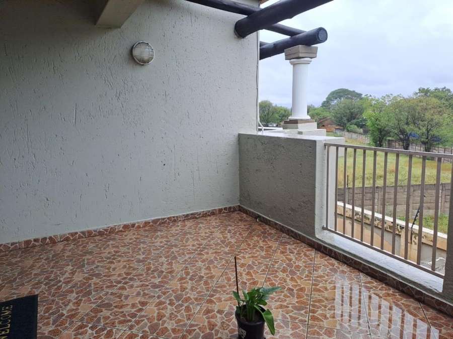 2 Bedroom Property for Sale in Dalpark Gauteng