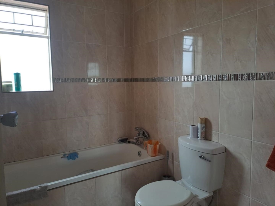 2 Bedroom Property for Sale in Dalpark Gauteng