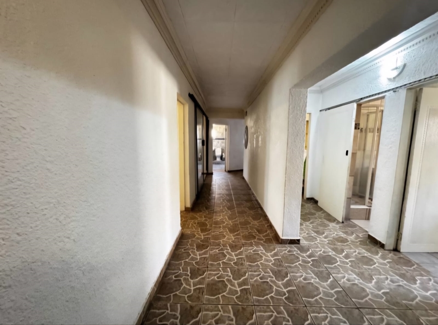 4 Bedroom Property for Sale in Selcourt Gauteng