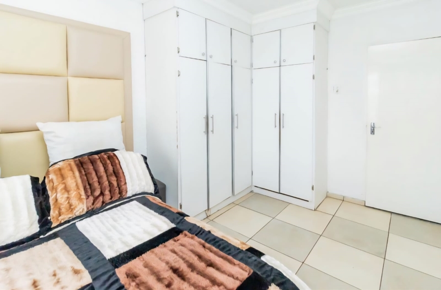 4 Bedroom Property for Sale in Selcourt Gauteng