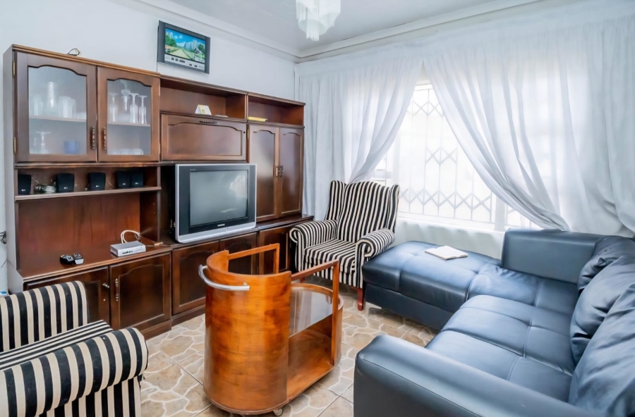 4 Bedroom Property for Sale in Selcourt Gauteng