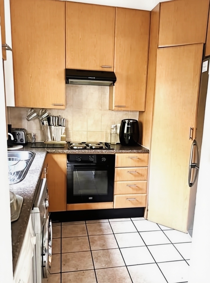 2 Bedroom Property for Sale in Sunninghill Gauteng