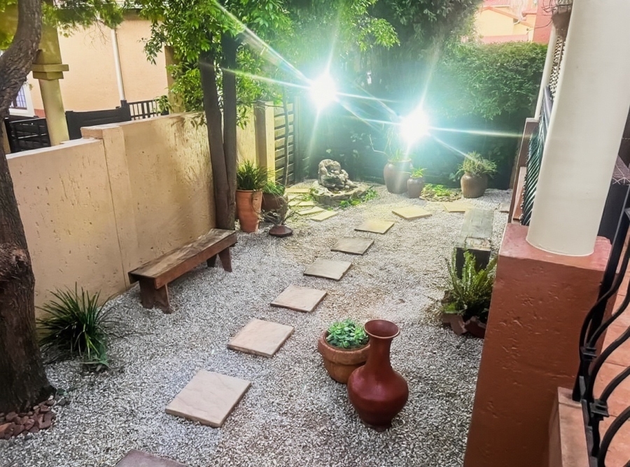 2 Bedroom Property for Sale in Sunninghill Gauteng