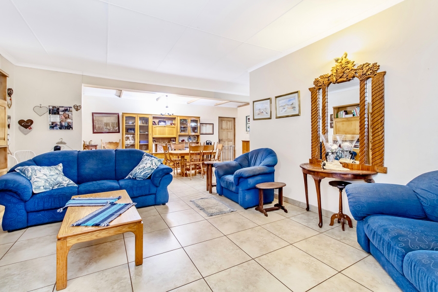 4 Bedroom Property for Sale in The Orchards Gauteng