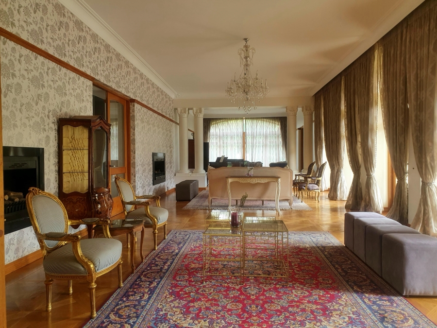 8 Bedroom Property for Sale in Mooikloof Equestrian Estate Gauteng