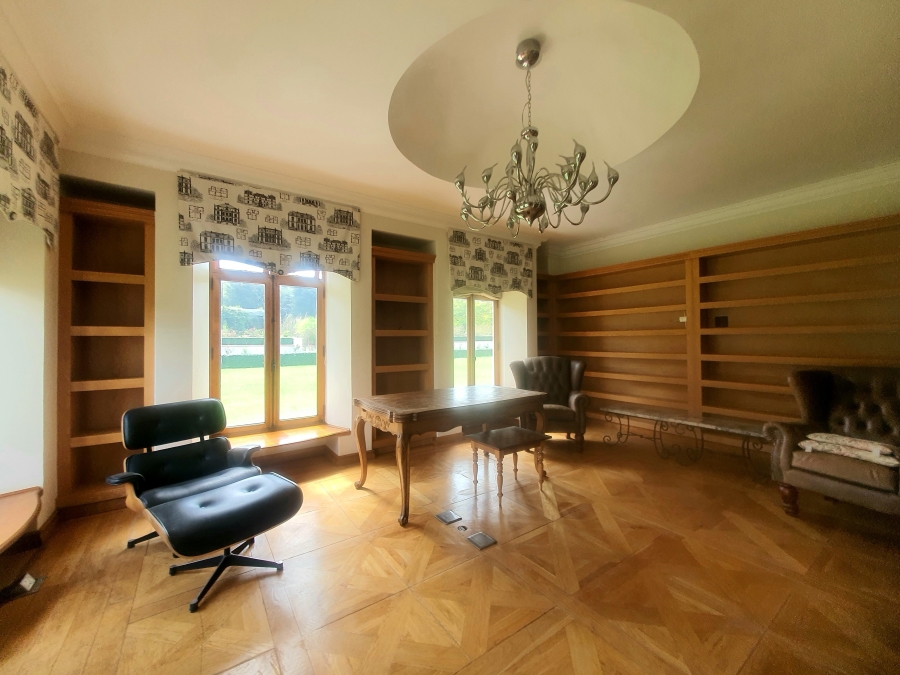 8 Bedroom Property for Sale in Mooikloof Equestrian Estate Gauteng