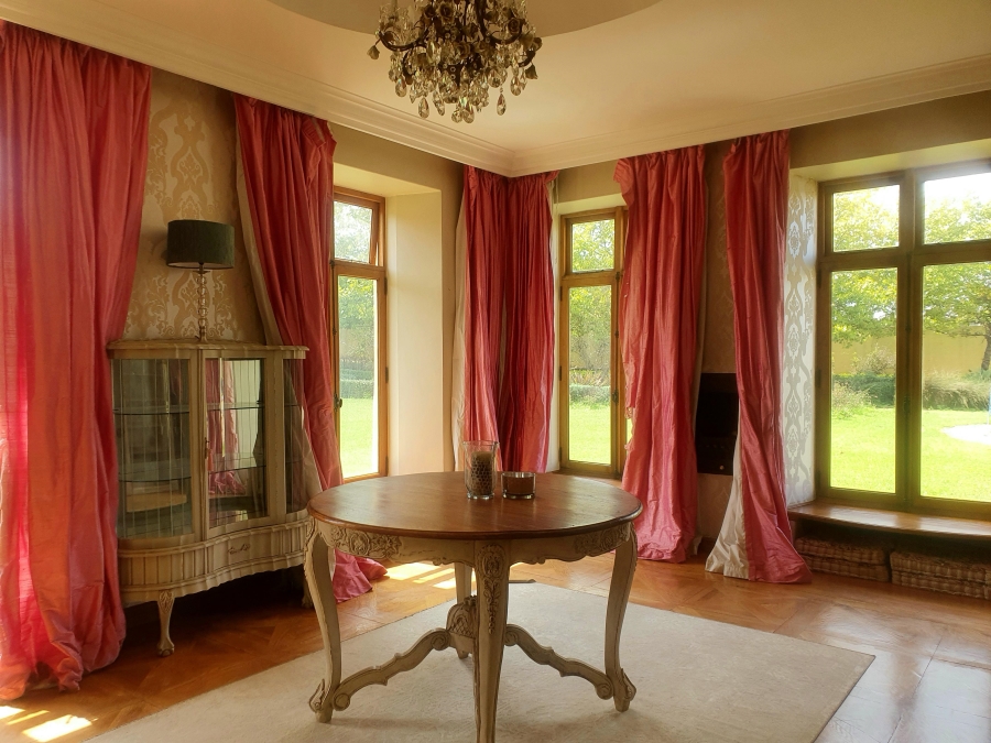 8 Bedroom Property for Sale in Mooikloof Equestrian Estate Gauteng