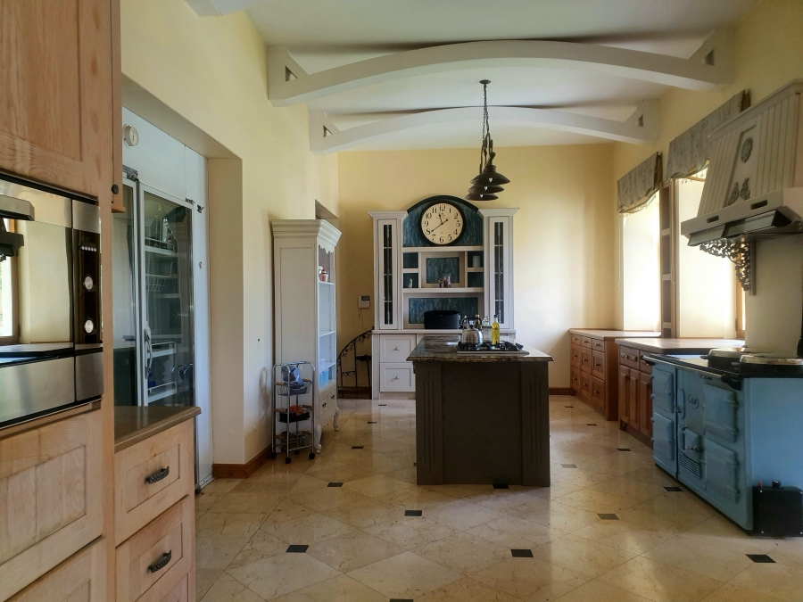 8 Bedroom Property for Sale in Mooikloof Equestrian Estate Gauteng