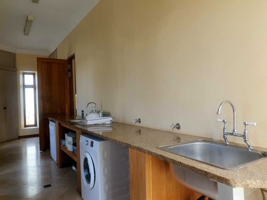 8 Bedroom Property for Sale in Mooikloof Equestrian Estate Gauteng