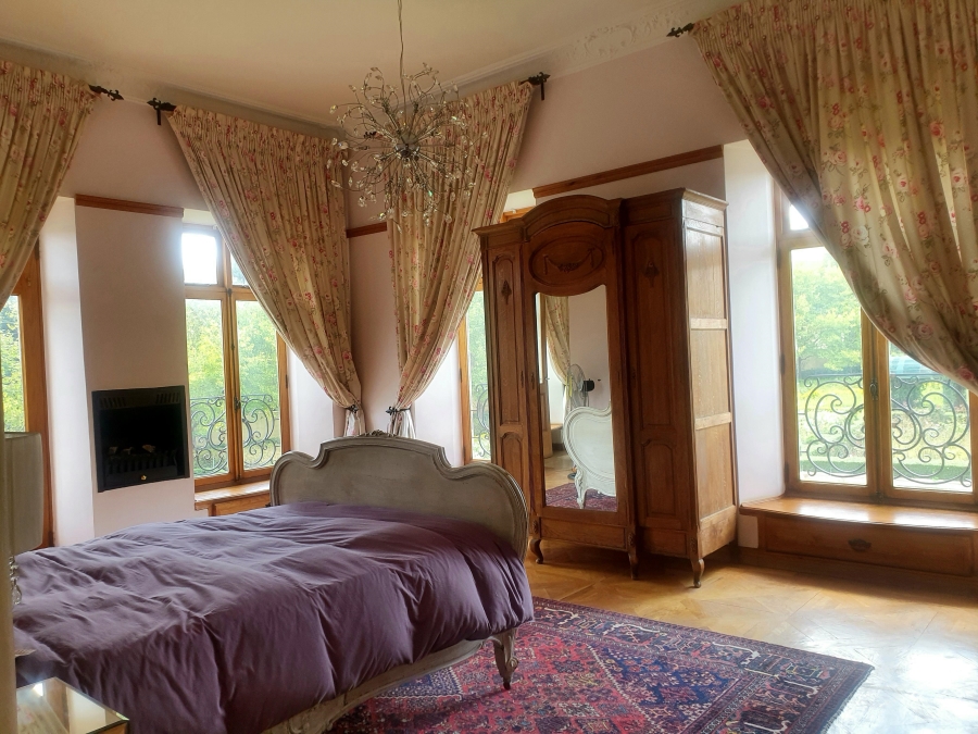 8 Bedroom Property for Sale in Mooikloof Equestrian Estate Gauteng