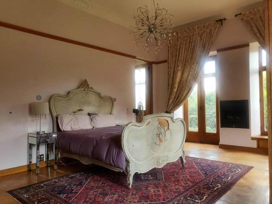 8 Bedroom Property for Sale in Mooikloof Equestrian Estate Gauteng