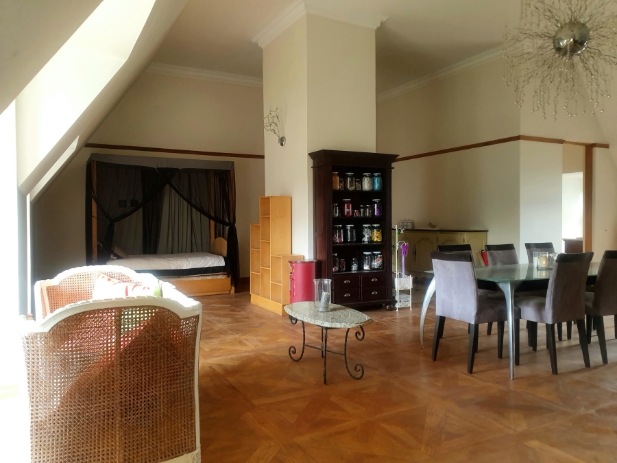 8 Bedroom Property for Sale in Mooikloof Equestrian Estate Gauteng