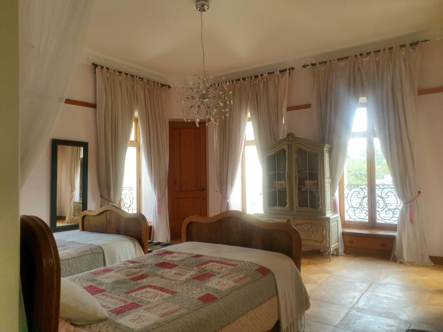 8 Bedroom Property for Sale in Mooikloof Equestrian Estate Gauteng