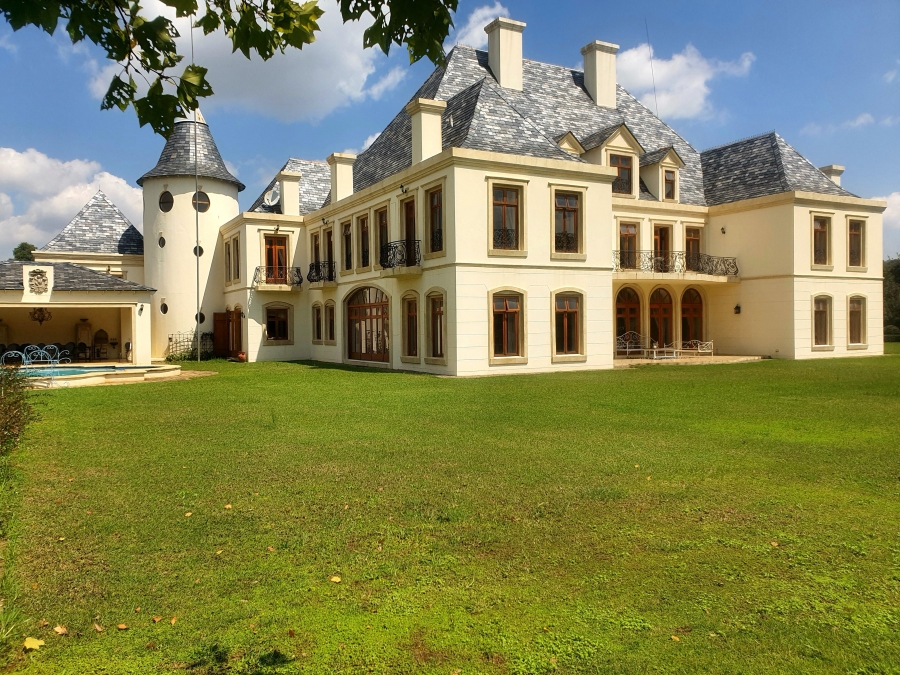 8 Bedroom Property for Sale in Mooikloof Equestrian Estate Gauteng