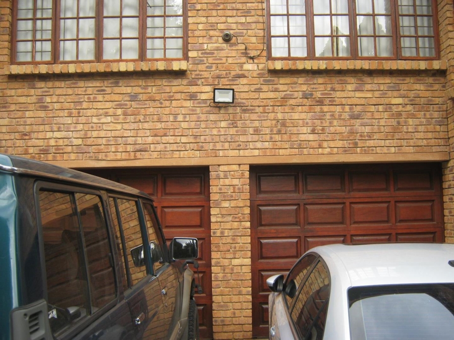 4 Bedroom Property for Sale in Ferndale Gauteng