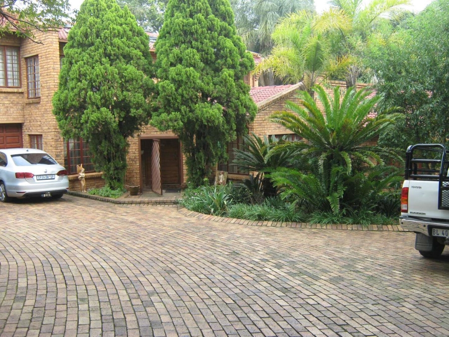 4 Bedroom Property for Sale in Ferndale Gauteng