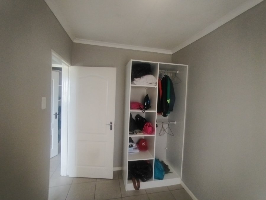 2 Bedroom Property for Sale in Selcourt Gauteng