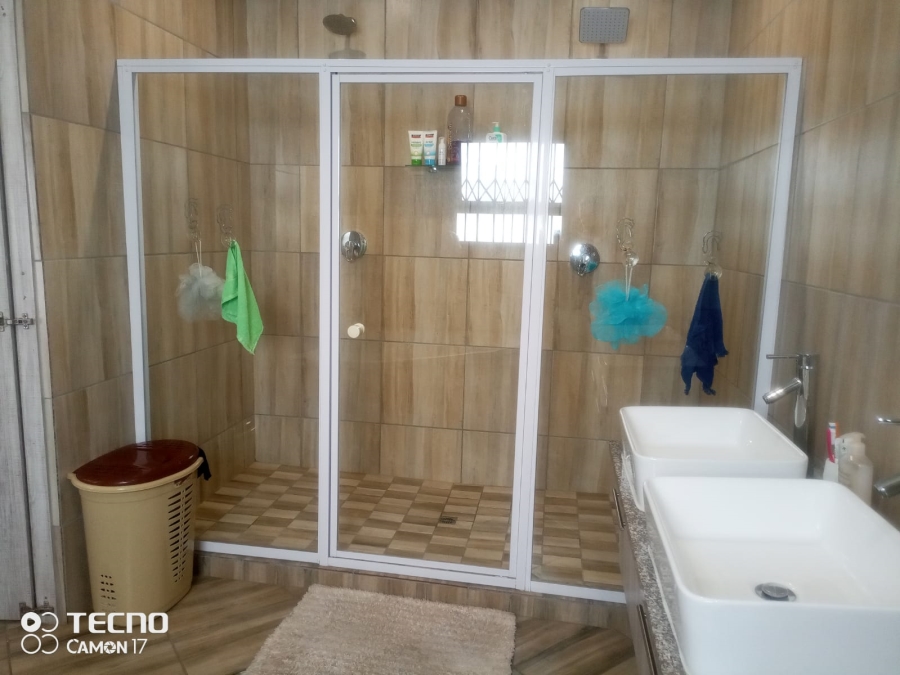 3 Bedroom Property for Sale in Pretoria North Gauteng