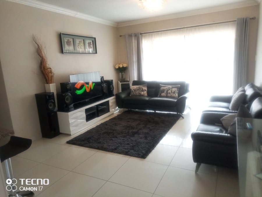 3 Bedroom Property for Sale in Pretoria North Gauteng
