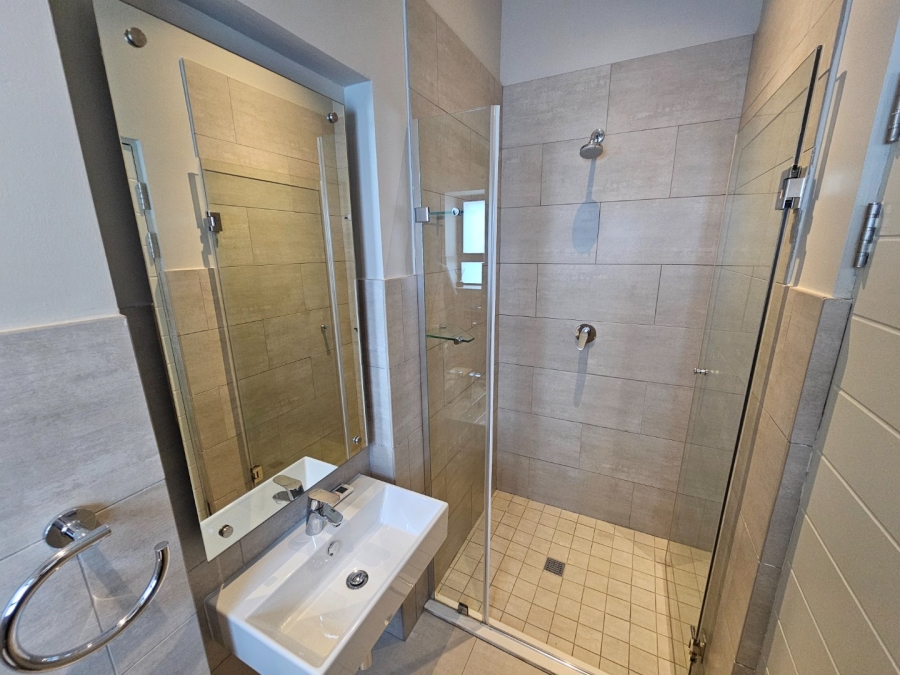 To Let 4 Bedroom Property for Rent in Morningside Gauteng