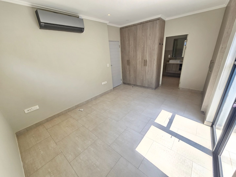 To Let 4 Bedroom Property for Rent in Morningside Gauteng
