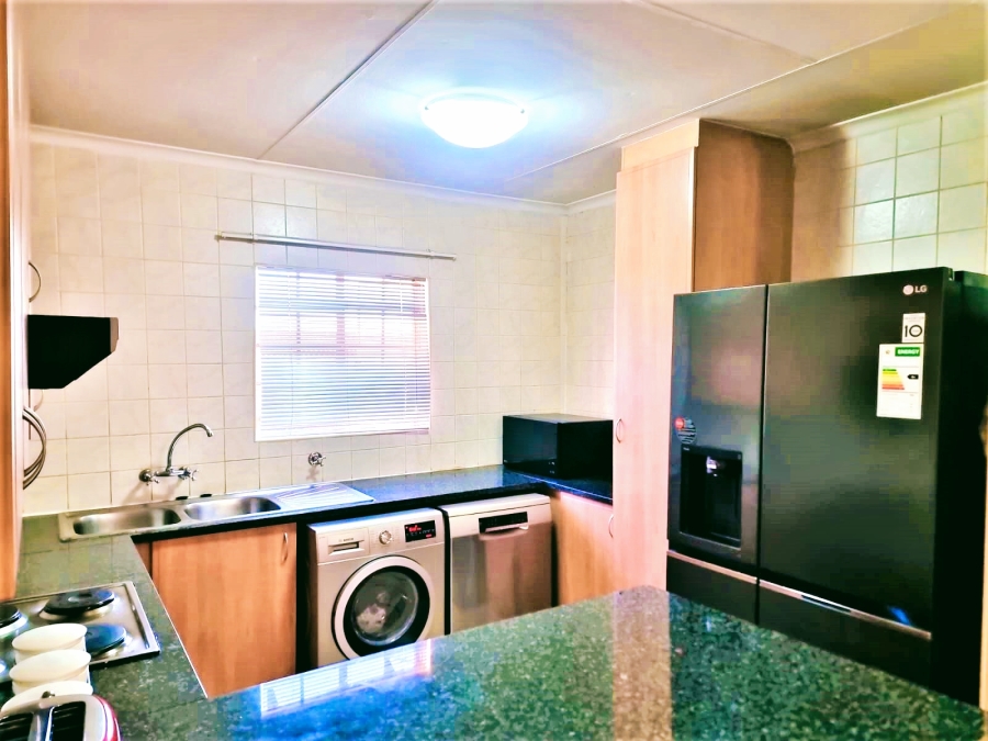 2 Bedroom Property for Sale in Pretorius Park Gauteng