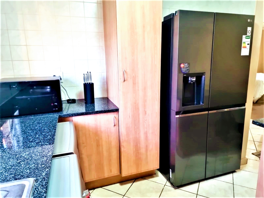 2 Bedroom Property for Sale in Pretorius Park Gauteng