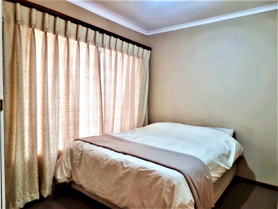 2 Bedroom Property for Sale in Pretorius Park Gauteng