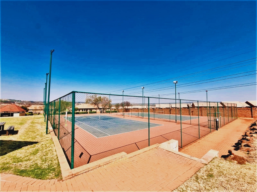 2 Bedroom Property for Sale in Pretorius Park Gauteng