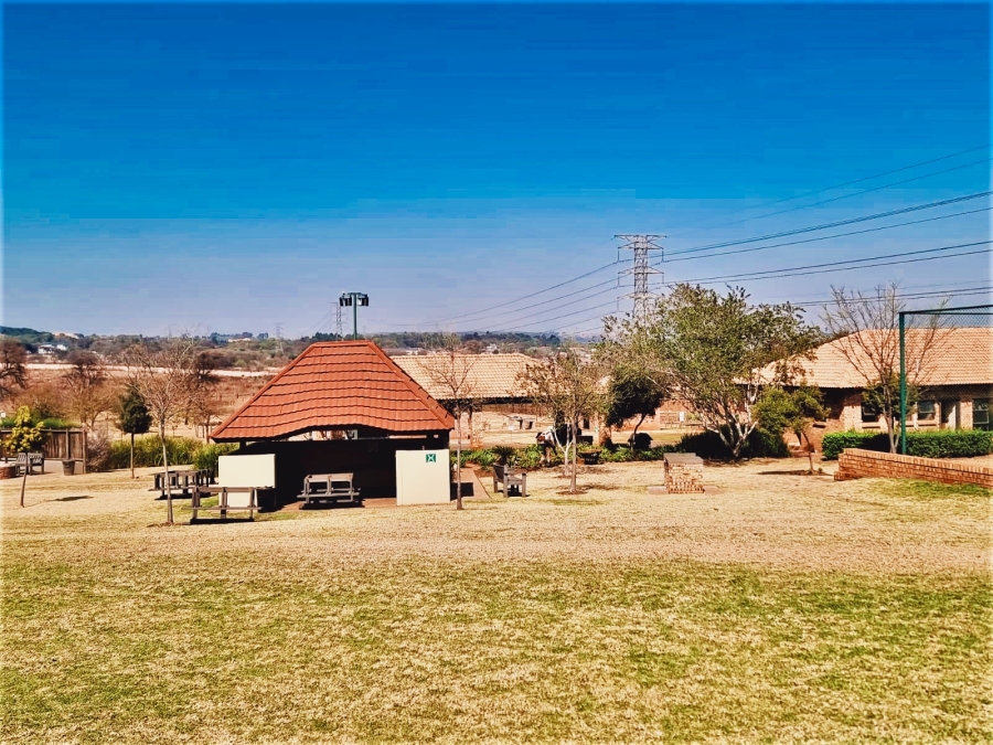 2 Bedroom Property for Sale in Pretorius Park Gauteng