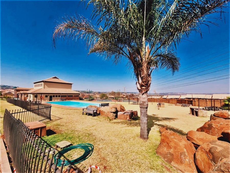 2 Bedroom Property for Sale in Pretorius Park Gauteng