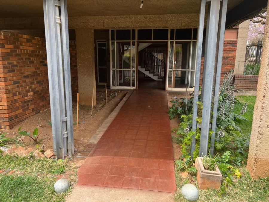 3 Bedroom Property for Sale in Sunnyside Gauteng
