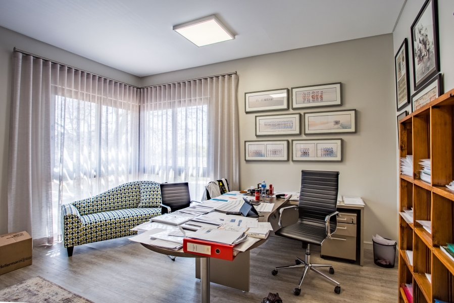 6 Bedroom Property for Sale in Waterkloof Gauteng