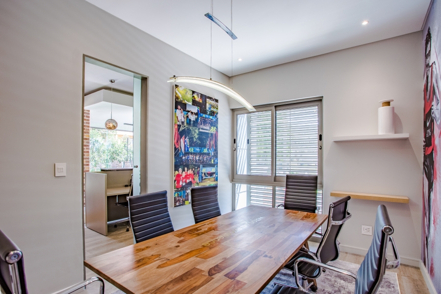 6 Bedroom Property for Sale in Waterkloof Gauteng