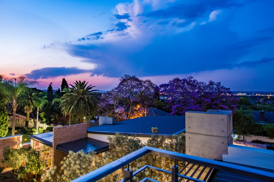 6 Bedroom Property for Sale in Waterkloof Gauteng