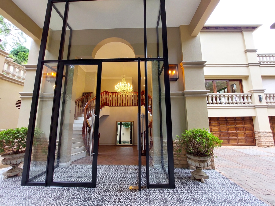 5 Bedroom Property for Sale in Waterkloof Ridge Gauteng