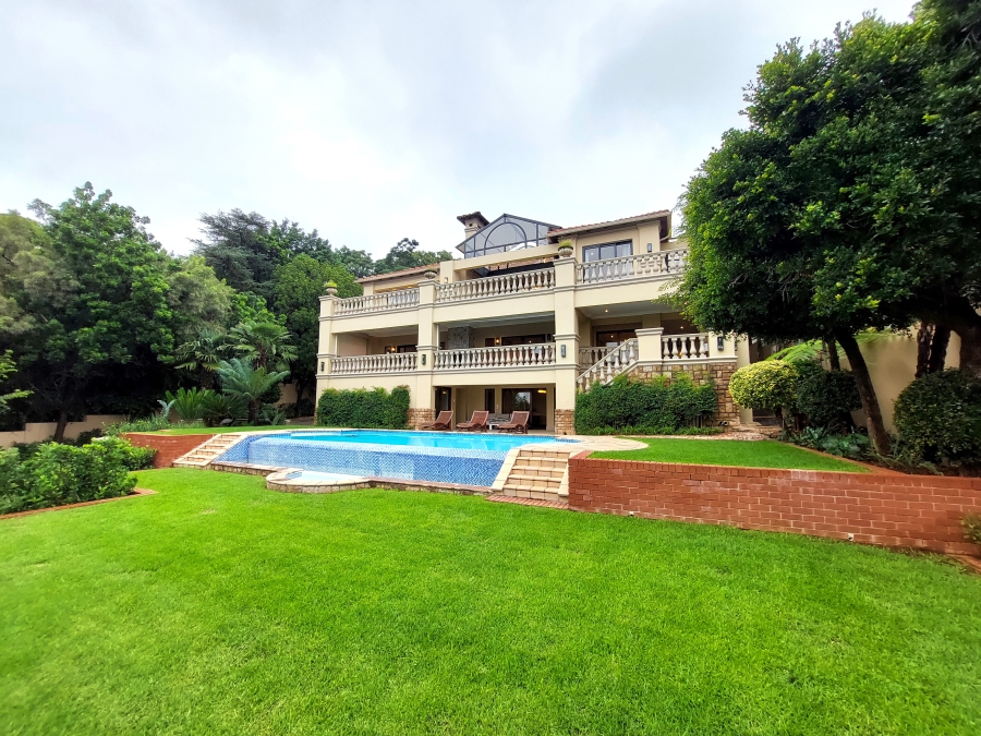 5 Bedroom Property for Sale in Waterkloof Ridge Gauteng