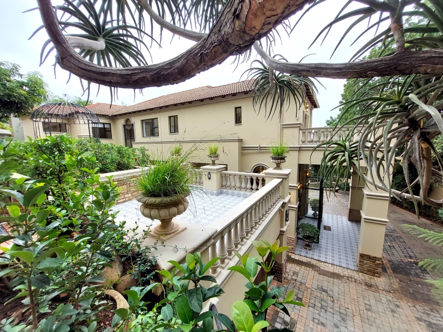 5 Bedroom Property for Sale in Waterkloof Ridge Gauteng