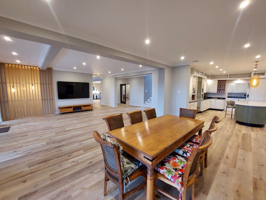 5 Bedroom Property for Sale in Waterkloof Ridge Gauteng