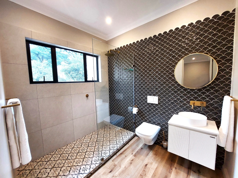 5 Bedroom Property for Sale in Waterkloof Ridge Gauteng