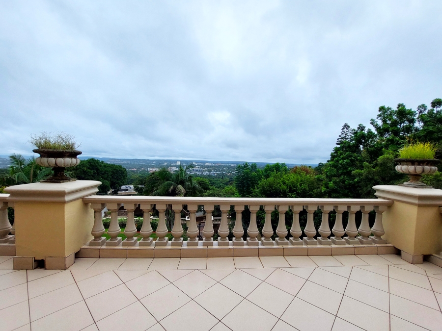 5 Bedroom Property for Sale in Waterkloof Ridge Gauteng