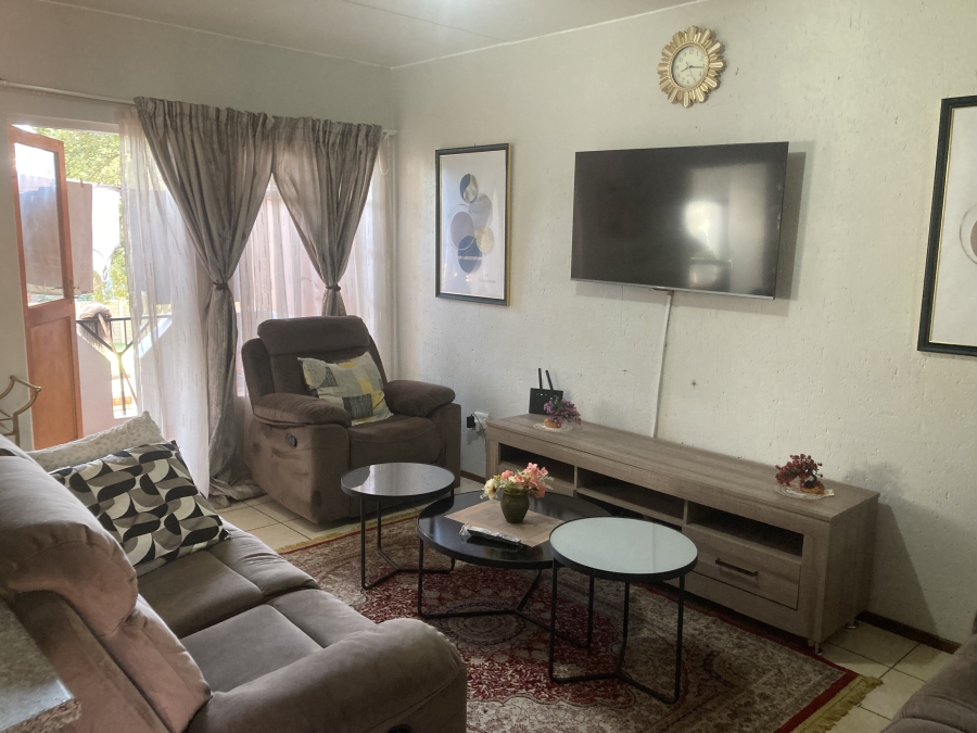 2 Bedroom Property for Sale in Comet Gauteng