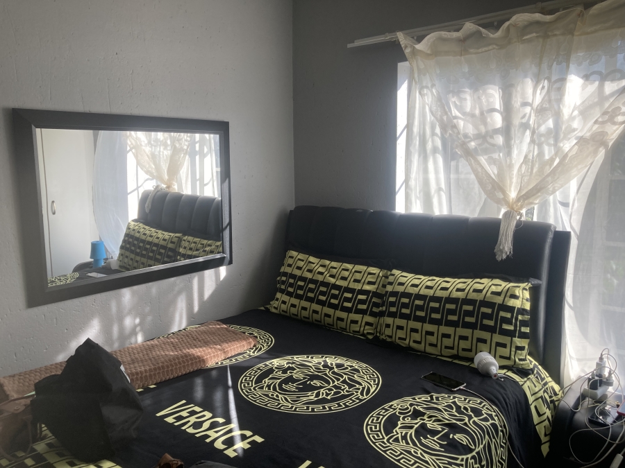2 Bedroom Property for Sale in Comet Gauteng
