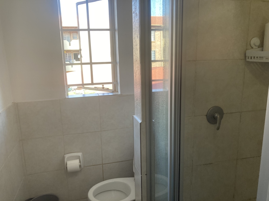 2 Bedroom Property for Sale in Comet Gauteng